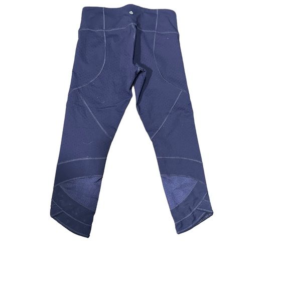 LULULEMON Cropped 25” Low Rise Purple dot Leggings Size 8 - Picture 2 of 4